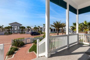 Casa, 3 habitaciones | Terraza o patio