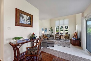 Smart TV, stereo - Waikoloa Colony Villas 1305 Large Luxury Villa with Fairway Views Near Pool! (Waikoloa,)