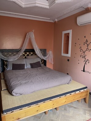 4 bedrooms, WiFi - Well-equipped house in Marrakech, 10 minutes from the city center (Marrakesh)