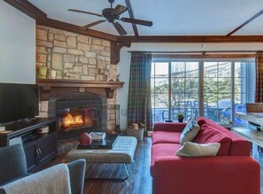Smart TV, chimenea