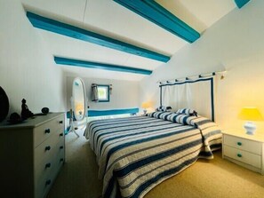 2 habitaciones, tabla de planchar con plancha y wifi