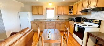 Exiled on Main Street: Large Pet-friendly home