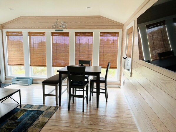 تناول الطعام