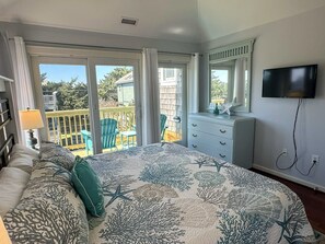 4 bedrooms, WiFi, bed sheets