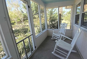 Interior - Perfect Getaway for Four! Close to Silver Lake! (Ocracoke)