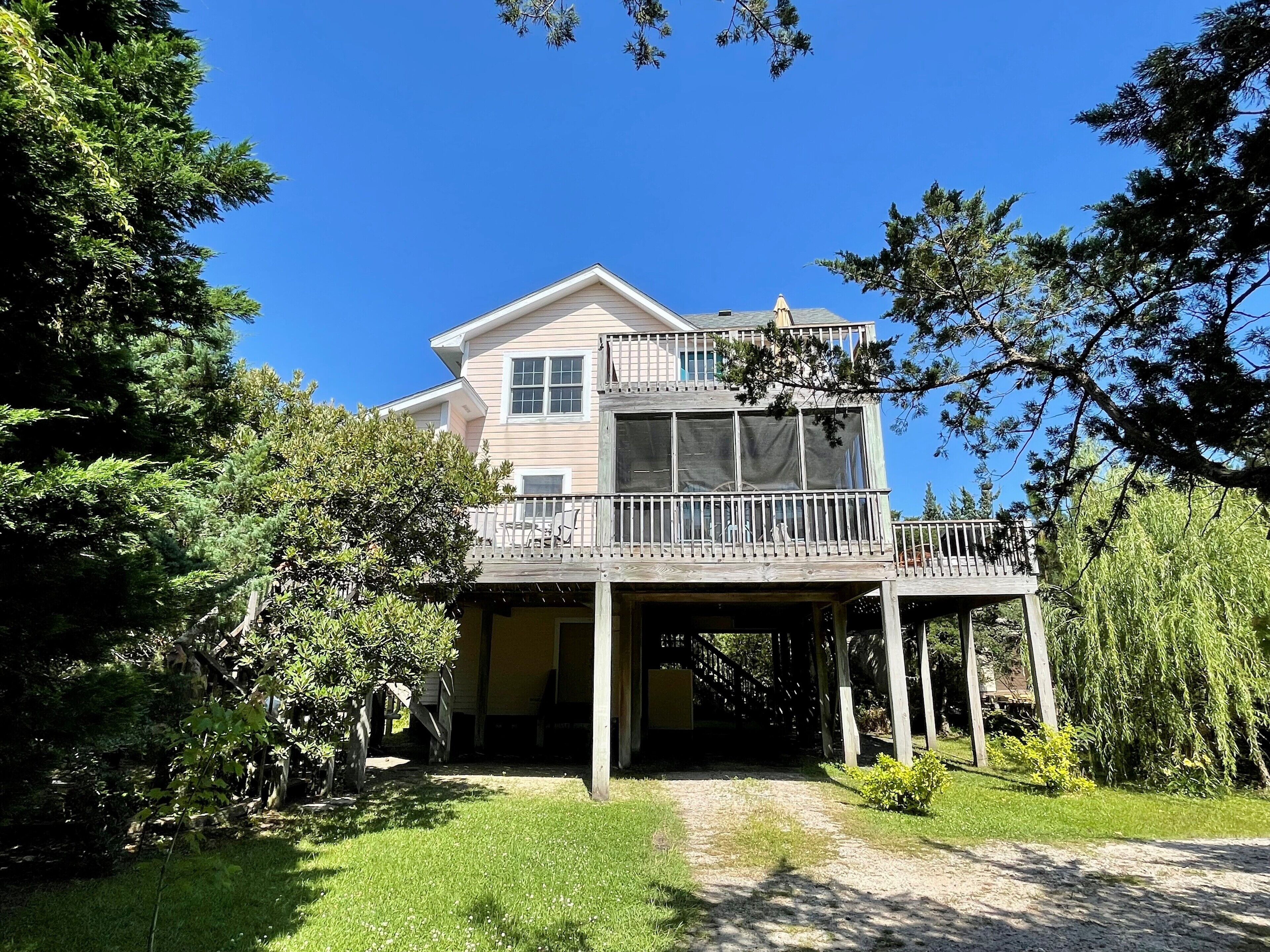 Nicely Secluded Home, Short Stays Allowed