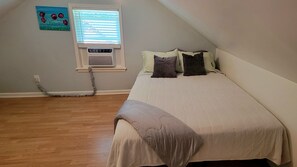 4 sovrum, skrivbord, strykjärn/strykbräda och gratis wi-fi