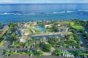 Exterior - Waipouli Beach Resort E301 2 Bdm, 3 Bath - Beautiful Sleeping Giant Mtn View (Kapaa)