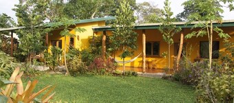 New Romantic Suite with views - 2 minutes from the beach!