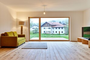 Smart TV - Wooden house - experience real nature in style! (Bad Kohlgrub)