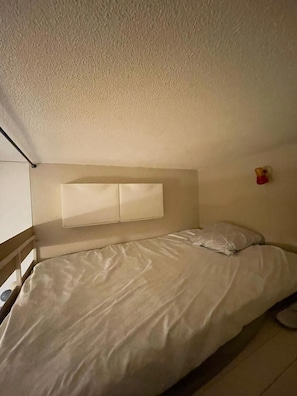 1 bedroom