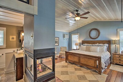 Adorable French Country Cottage Getaway - King Bed, Tub, Fireplace, Bikes