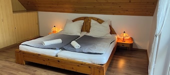 3 bedroom private vacation home in balatonmã¡riafã¼rdo