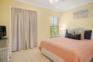 3 bedrooms, desk, iron/ironing board, WiFi