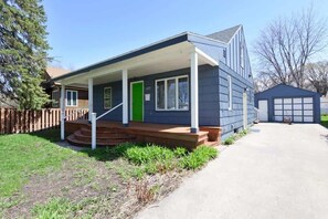 Exterior - Completely Remodeled Home Blocks from NDSU and Downtown Fargo (Fargo)