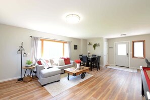 Téléviseur, bureau