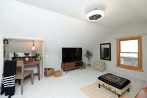 TV, offices