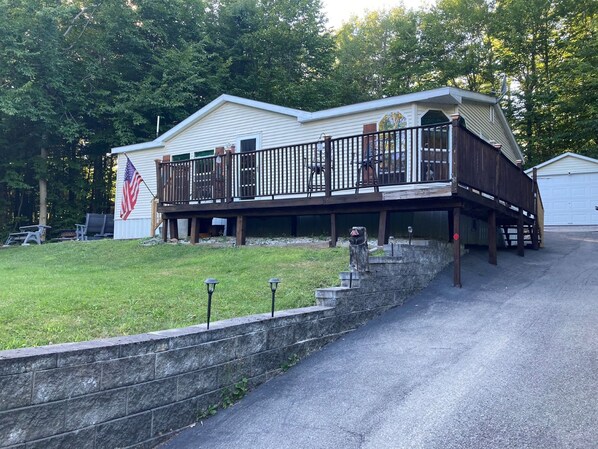 المنشأة من الخارج