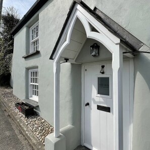 Exterior detail - The Old Post Office, Private Parking & Garden (Newquay)