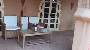 شرفة/رواق