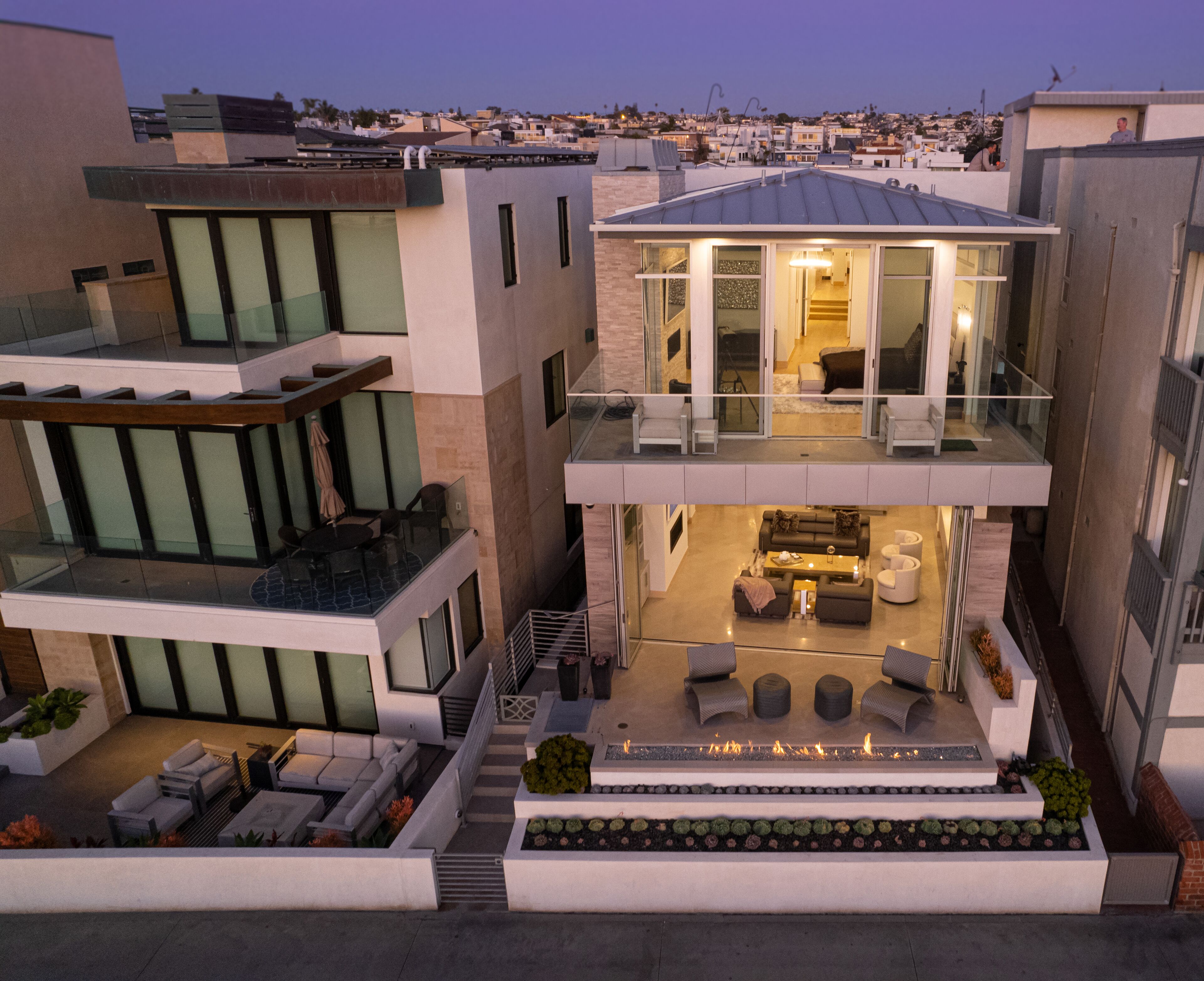 Ocean Front Villa!- 15 Minutes from LAX Airport