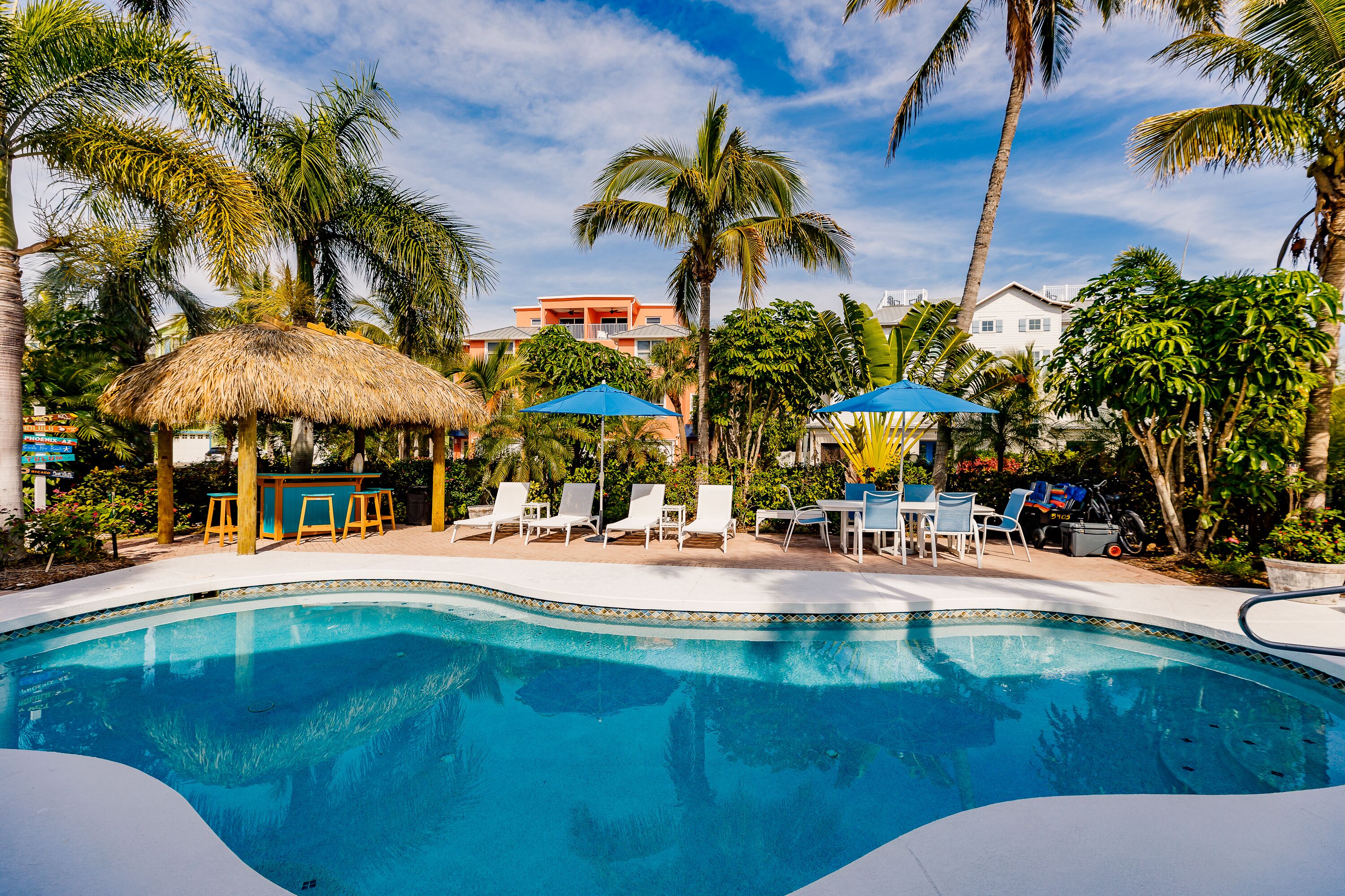Tropical Paradise 3 Bed 3 Bath House