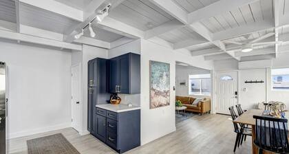 Steps 2 Cleo Beach! 5 Min Walk to DTWN (Air Conditioning!)