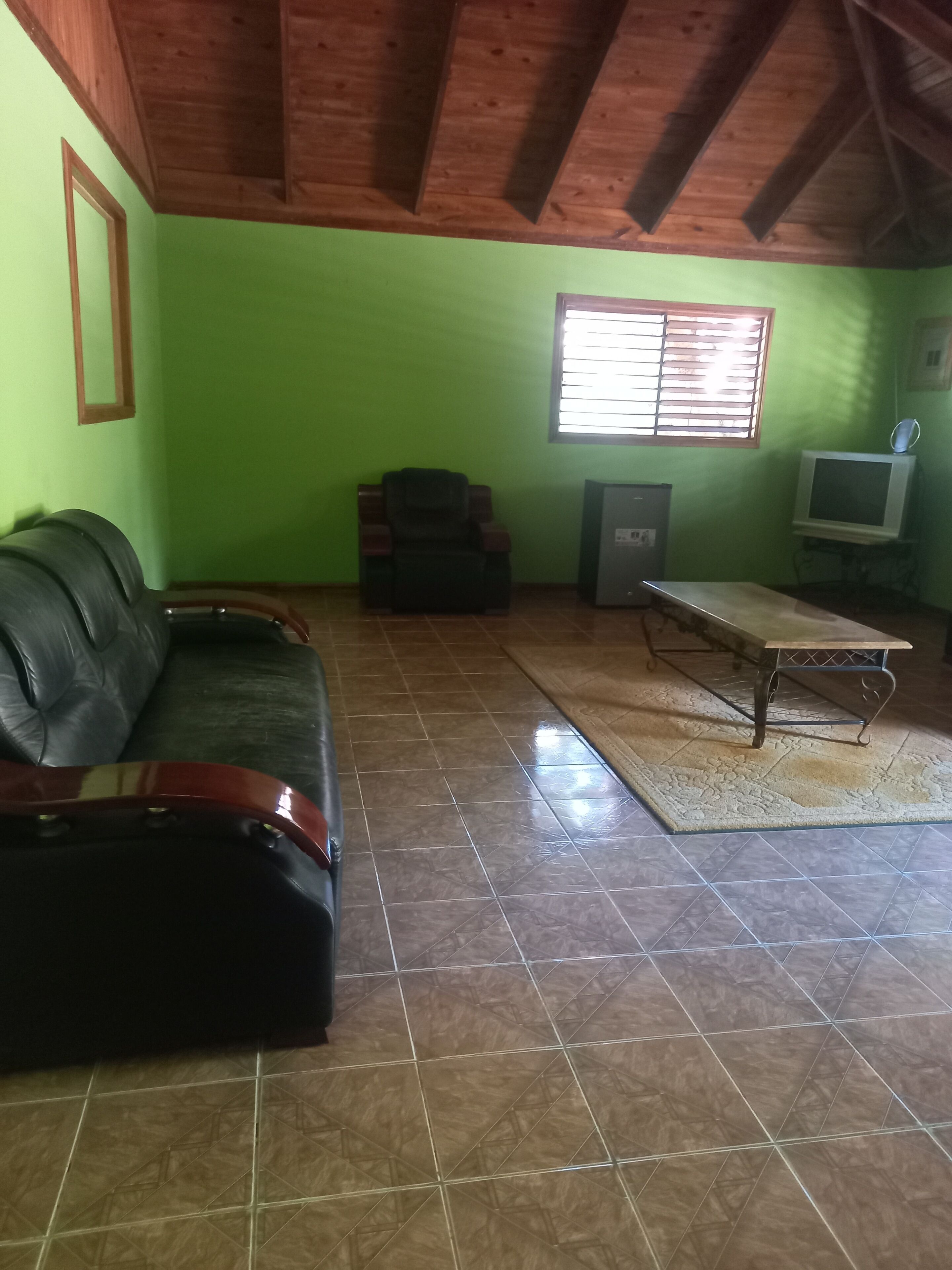 Basic Cottage | Living area | 32-inch Smart TV with digital channels, TV