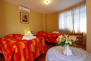 Minibar, lydisolert og wi-fi (inkludert)