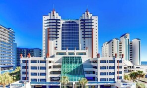 Exterior - Luxury Oceanfront 3BR w/ Hot Tub & Stunning View (Myrtle Beach)