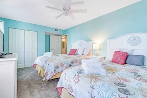 3 bedrooms, iron/ironing board, WiFi, bed sheets