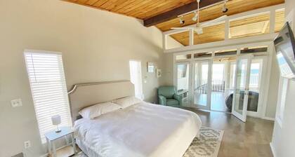 Plum Royale: Plum Is. beachfront w/stunning views