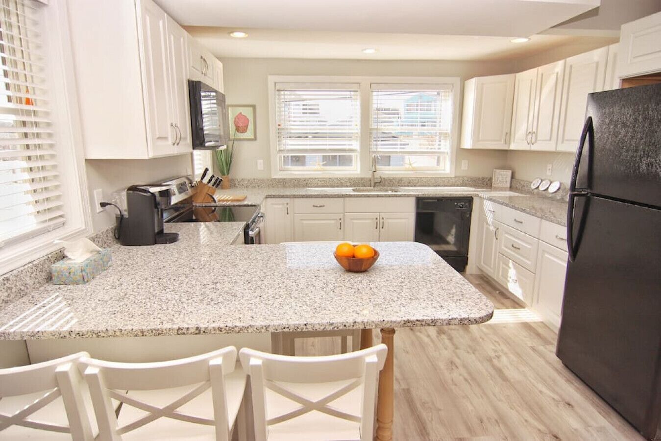 雪櫃、微波爐、焗爐、爐具