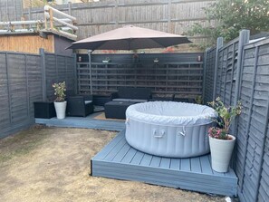 Apartment | Property grounds - Stunning 1-bed Apartment in London (London)