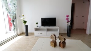 Apartment | Living room - Albania Dream Holidays Accommodation (Sarandë)
