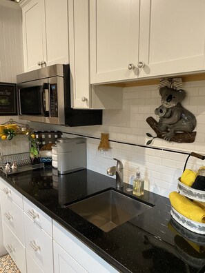 Fridge, microwave, coffee/tea maker, toaster - 1890 Graystone Cottage behind Historic Home short walk to Downtown & Whiskey Row (Prescott)