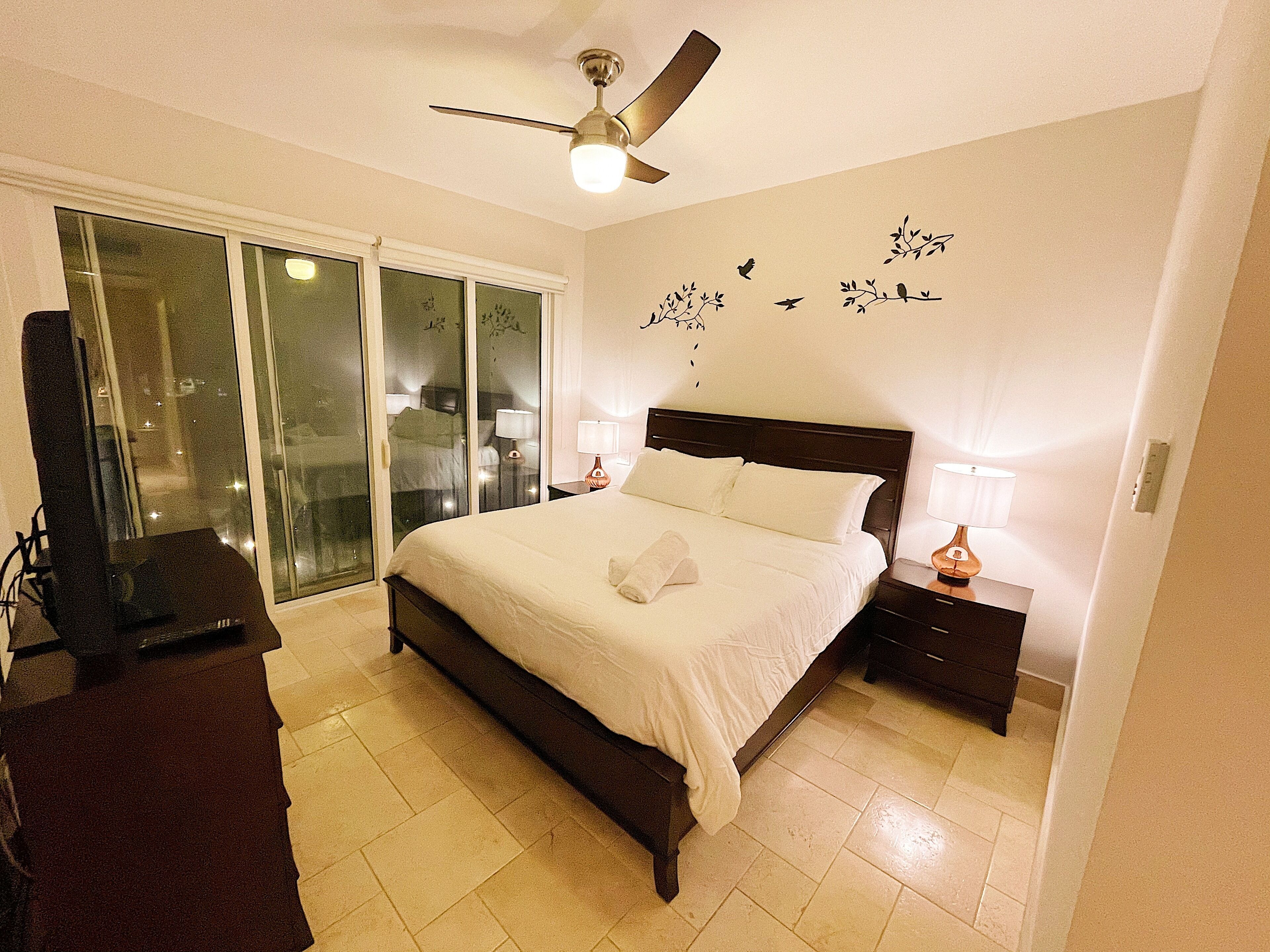 3 bedrooms, iron/ironing board, free WiFi, bed sheets