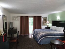 Escritorio, wifi gratis y ropa de cama 