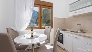 Comfort-lejlighed - havudsigt | Privat tekøkken