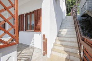 Interior entrance - Crystal Sky Apartments (Kotor)