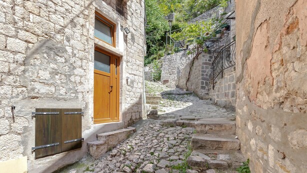 Front of property - Historical Heart Apartment (Kotor)