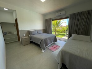 5 quartos, ferros/tábuas de passar roupa, Wi-Fi, roupa de cama