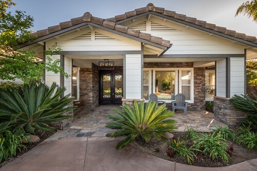 Luxury Mountain Retreat-Pool/Hottub/Gameroom&More!