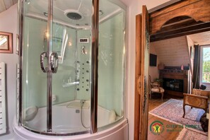 Bathtub, hair dryer, towels