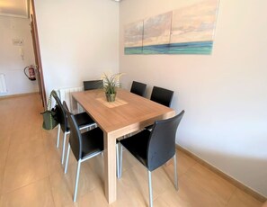 Dining - Bajo con jardin, piscina y garaje - Alcarite 6040 (Noja)