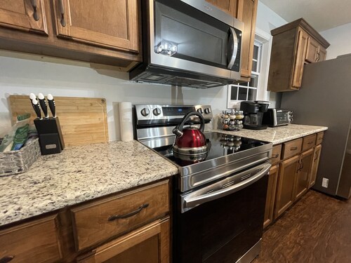 Fabulous 3-bedroom unit with luxurious king bed