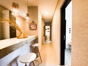 Exclusive Apartment | Private kitchen | Fridge, oven, dishwasher, cookware/dishes/utensils - Belíssimo apartamento no Porto das Dunas (Aquiraz)