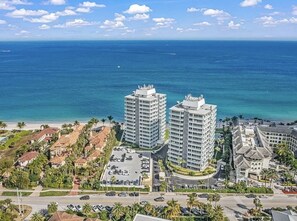 Exterior - Oceanfront condo living in the heart of Vero beach (Vero Beach)