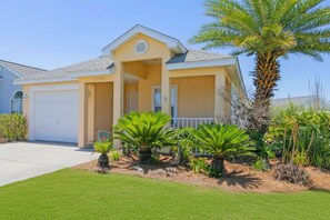 Exterior - Panama City Beach Summer Retreat | 8 Guests | Pets (Panama City Beach)
