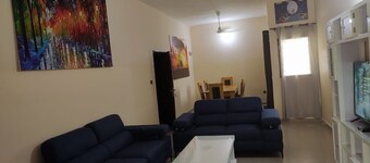 Beautiful luxury residence in Cotonou, less than 3 km from the airport and the ocean